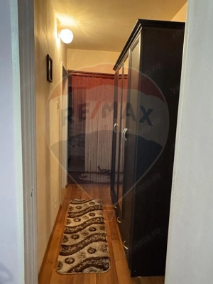 Apartament cu 3 camere de vânzare în zona Craiovita Noua - imagine 7