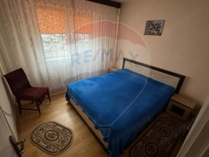 Apartament cu 3 camere de vânzare în zona Craiovita Noua - imagine 8