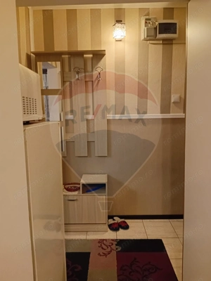 Apartament cu 3 camere de vânzare în zona Craiovita Noua - imagine 4