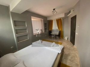 Apartament 5camere 220mp +terasa 210mp Unirii -Pasaj Marasesti -an2009