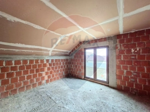 Casă în Vladimirescu, 5 camere,  garaj, 1000 mp teren. Comision 0%. - imagine 9