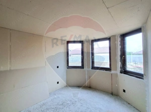 Casă în Vladimirescu, 5 camere,  garaj, 1000 mp teren. Comision 0%. - imagine 6