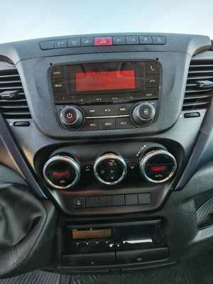 Iveco Daily 3.0 HPi 180 CP  Climatronic Cub+lift 750kg 3.5 tone MMA - imagine 19