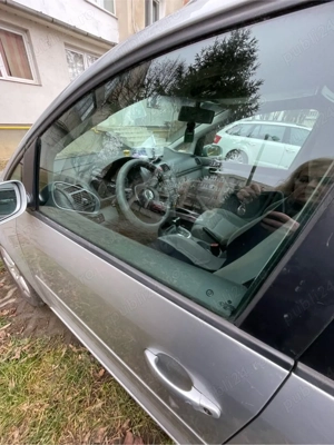 Volkswagen Touran automat - imagine 4