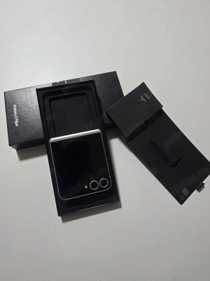 vand Samsung Z Flip6  - imagine 2