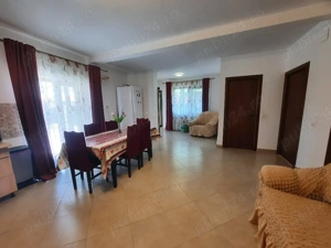 Casă de vanzare din cărămidă  - imagine 4