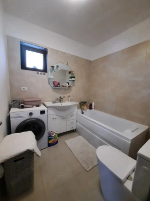 Casă de vanzare din cărămidă  - imagine 3