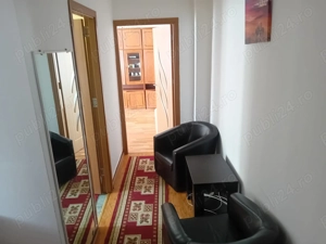 Ap 2 cam ultracentral 54mp utilat mobilat renovat la cheie centrala - imagine 2