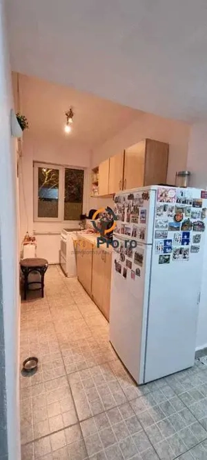 Apartament 3 camere etaj 1 Zona  Spitalul Judetean Parcul Padurice