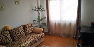 Particular ofer spre vanzare apartament movilat utilat+parcare
