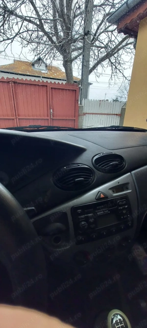 Vand ford focus 2003  - imagine 4