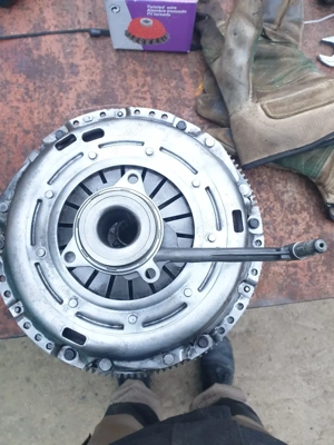 Ambreiaj complet,folosit.