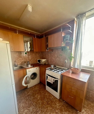 Ofer spre inchiriere garsoniera la pret foarte bun - imagine 2