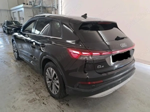 Audi q4 e-tron 40 tva deductibil 82kw - imagine 5