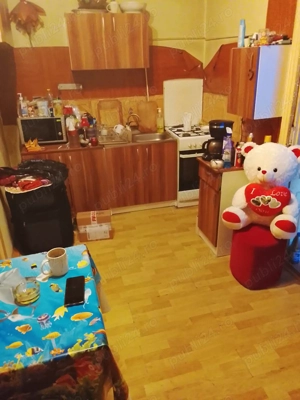 Casa în zona centrală  - imagine 3