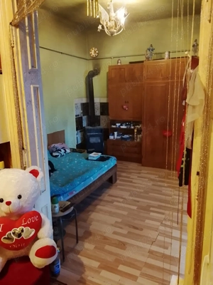 Casa în zona centrală  - imagine 5