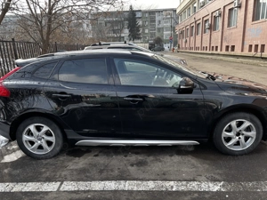 Volvo V40 Cross Country D3, 2.0 diesel, automat, 2015, Euro 6, TVA deductibil - imagine 2