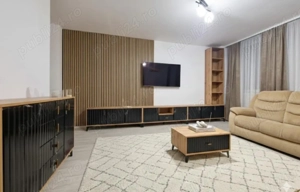 Apartament de închiriat   3 camere |bloc cu lift| 100 mp utili | Vitrometan