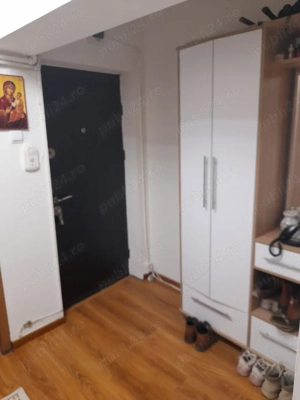 Vand apartament 3 camere decomandat 