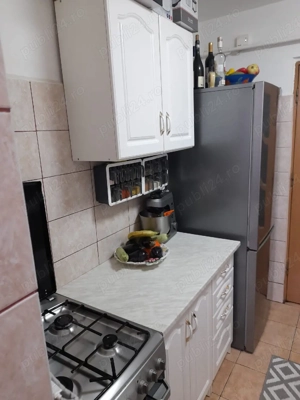 Vand apartament 3 camere decomandat  - imagine 6