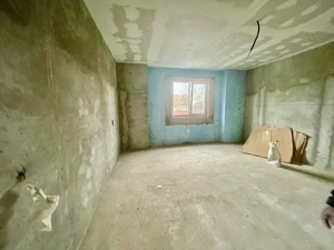 Proprietar vand casa la gri in Jebel  - imagine 4