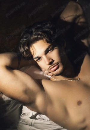 Sunt un pasiv curios si jucaus