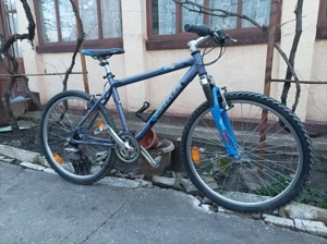 Vînd biciclete diferite modele 