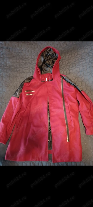 Palton damă elegant grena cu detalii moderne