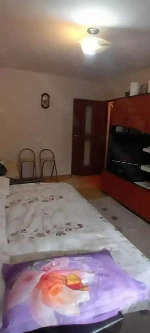 Garsoniera Calea Buziasului