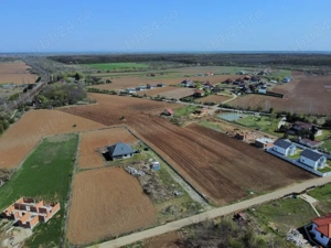 Teren Scrovistea  - imagine 3