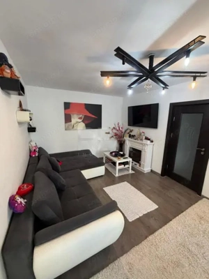 2 camere Ștefan cel Mare decomandat,parcare,et. 1,an 1984,metrou 57 mp