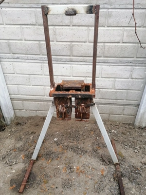 Presa brichete carton