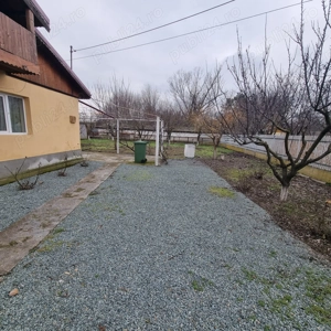 Casă de vânzare în Țăndărei - imagine 2