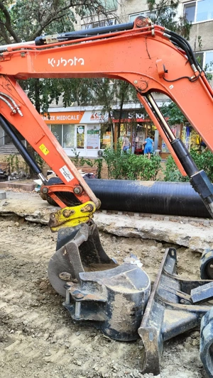 Excavator KUBOTA  - imagine 4
