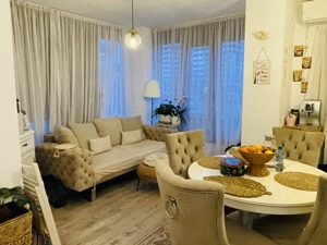 De închiriat apartament 3 camere Torontal (VOX)