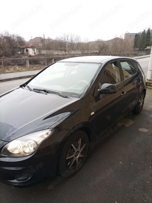 Hyundai i30 benzina 14 an 2010 - imagine 3