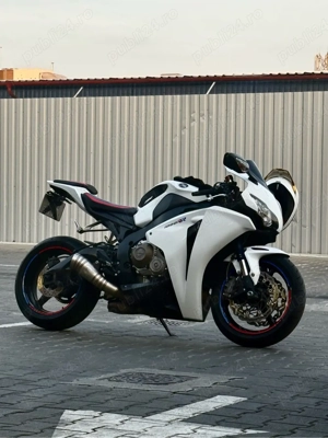 Honda cbr 1000rr fireblade - imagine 5