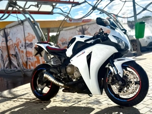 Honda cbr 1000rr fireblade - imagine 3