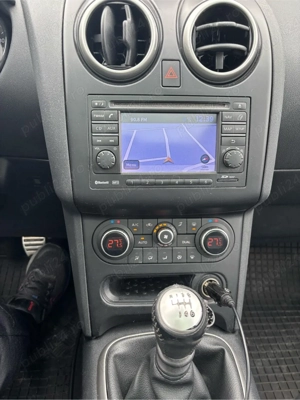 Se vinde mașină personală Nissan Qashqai 5+2 - imagine 9