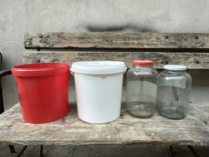 Vand galeti de 10 l si borcane de 4250 ml