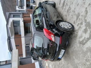 Vând Hyundai i 20 stare foarte bună  - imagine 4