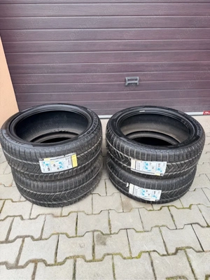 225/45 R18 si 245/40 R18 Pirelli Sottozero3 IARNA