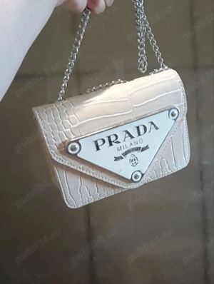 Poseta Prada - imagine 2