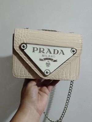 Poseta Prada
