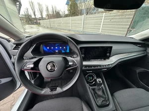 Skoda Octavia Combi 2  km   1.5 TSI   Manual   Ambition - imagine 10