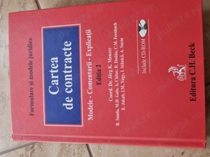 Cartea de contracte CH Beck cu CD ROM