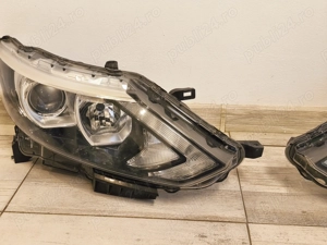 Vând faruri Nissan Qashqai  - imagine 2