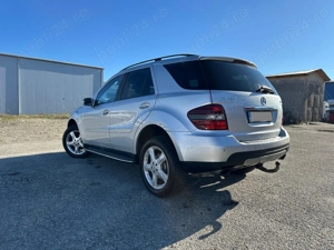 Mercedes-Benz ML 320 CDI 4Matic 7G-TRONIC ( autoutilitara in acte) - imagine 4