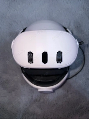 Oculus (Meta) Quest 3 VR 128GB + BoboVR M3 Pro + Stație de încărcare dublă BoboVR