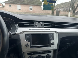 Vand Schimb Passat B8 1.6 Diesel  cu Dacia Duster benzina gpl - imagine 4